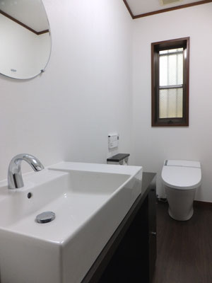 LIXIL サティスとカウンター付洗面器に交換 LIXIL サティスとカウンター付洗面器に交換